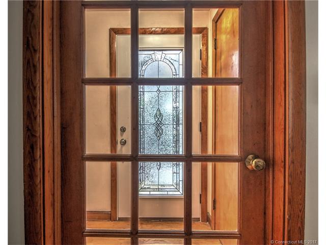 145Platt St, Ansonia, CT 06401