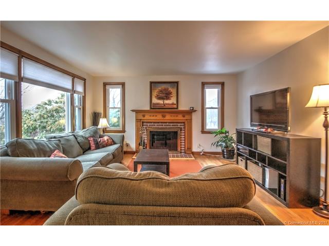 145Platt St, Ansonia, CT 06401