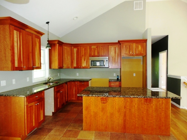 35 Woodbridge AveAnsonia, CT, 06401New Haven County