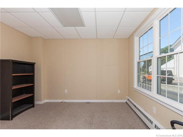 175 Montowese St, Branford, CT 06405