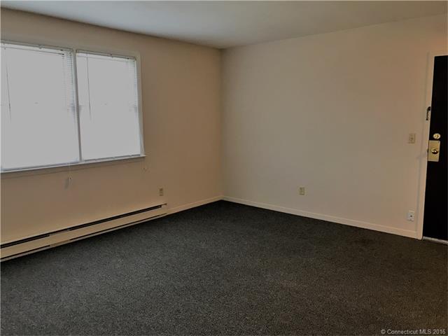 79f Briarwood Ln, Branford, CT 06405