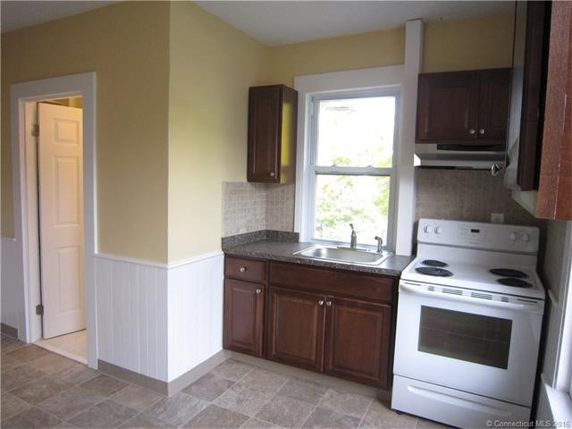 61Hopson Ave, Branford, CT 06405