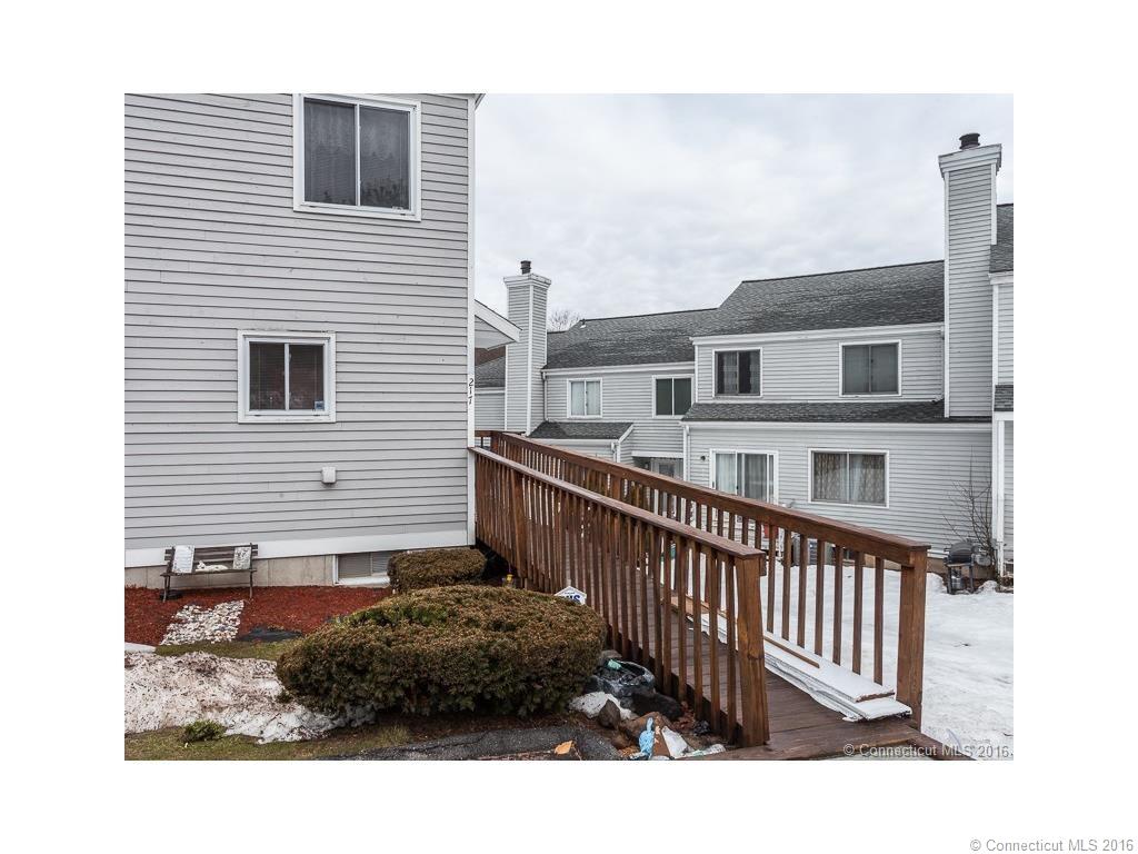 217 Blueberry Ln, Branford, CT 06405