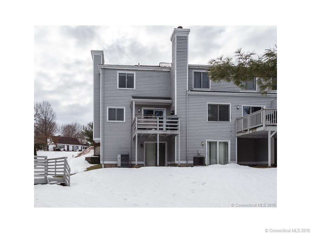 217 Blueberry Ln, Branford, CT 06405