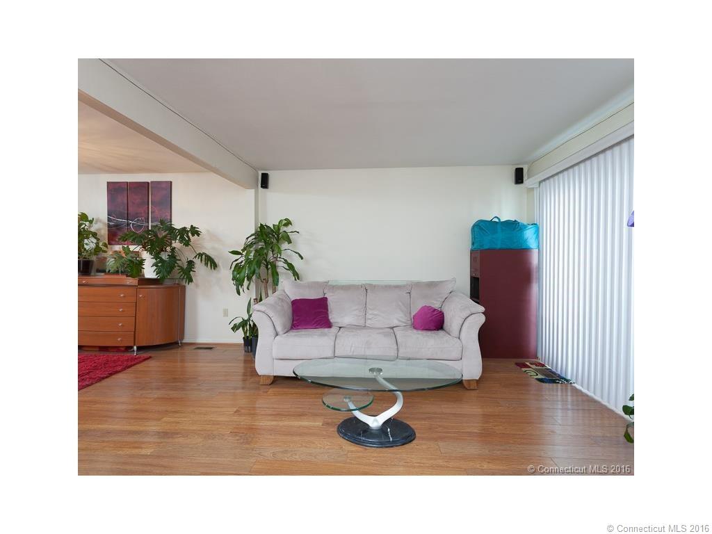 217 Blueberry Ln, Branford, CT 06405