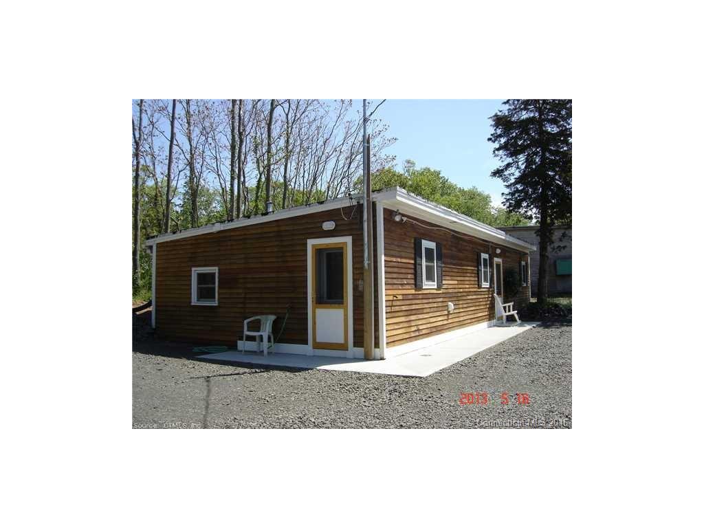 69B Damascus Rd, Branford, CT 06405