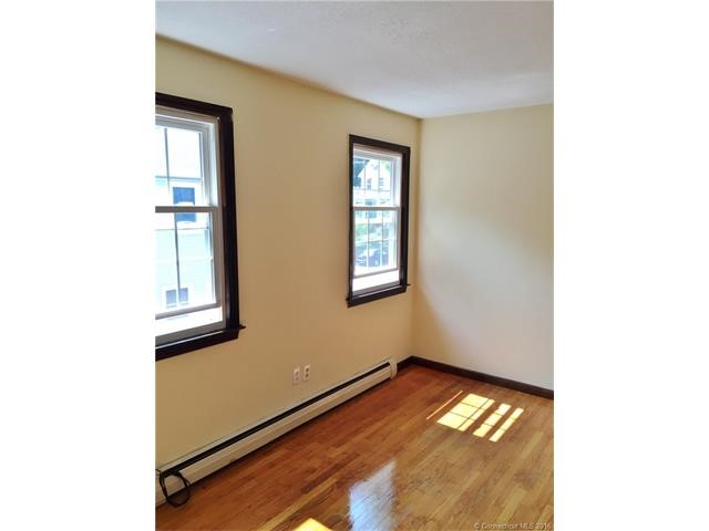 63BElm St, Branford, CT 06405