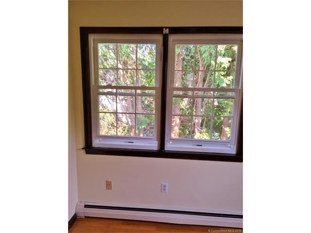 63BElm St, Branford, CT 06405