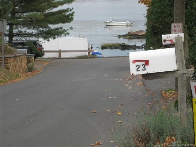 23Lanphiers Cove Rd, Branford, CT 06405