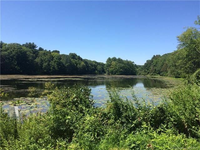 43Short Rocks Rd, Branford, CT 06405