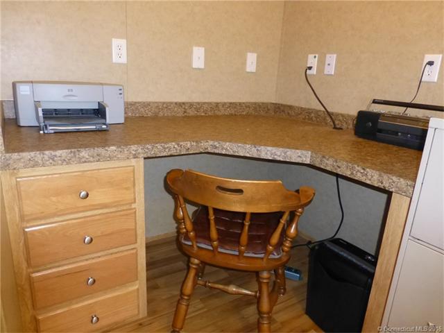 19 Leetes Island Rd #24, Branford, CT 06405