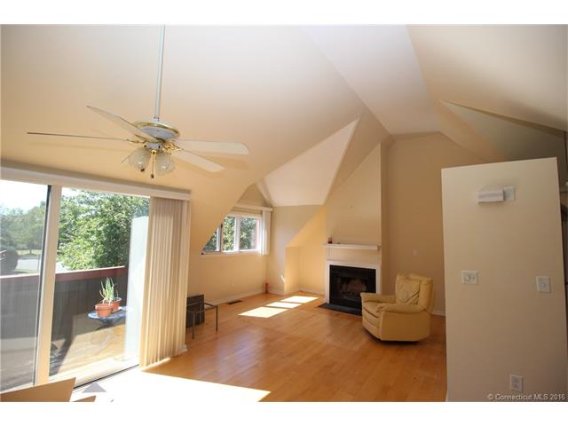 3 Montoya Dr, Branford, CT 06405