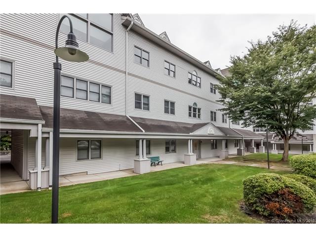 420 East Main St, Branford, CT 06405