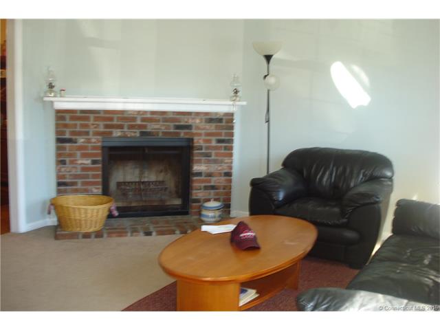 111 Island View Ter, Branford, CT 06405