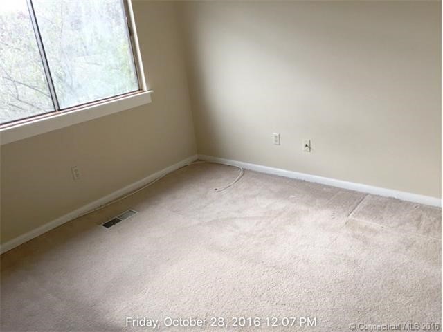 535Emerson Dr #535, Branford, CT 06405