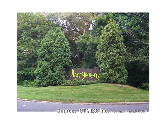 607 Longfellow Dr, Branford, CT 06405