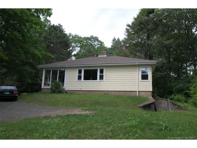132 Red Hill Rd, Branford, CT 06405