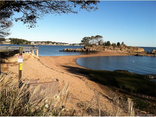 196Turtle Bay Dr, Branford, CT 06405