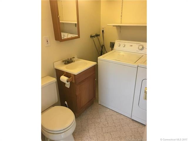 211 East Main St, Branford, CT 06405