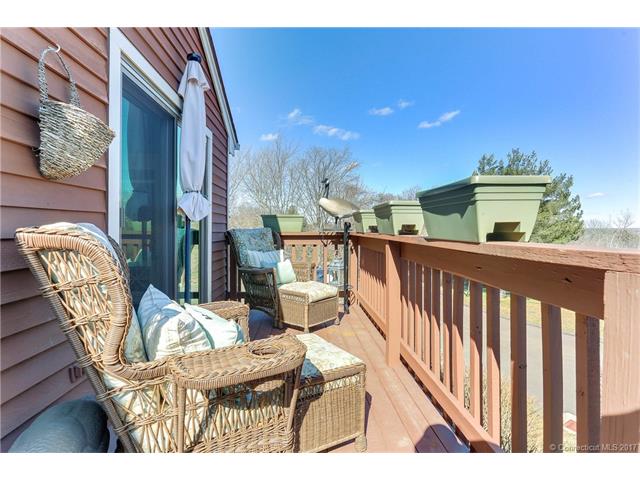25 Florence Rd, Branford, CT 06405