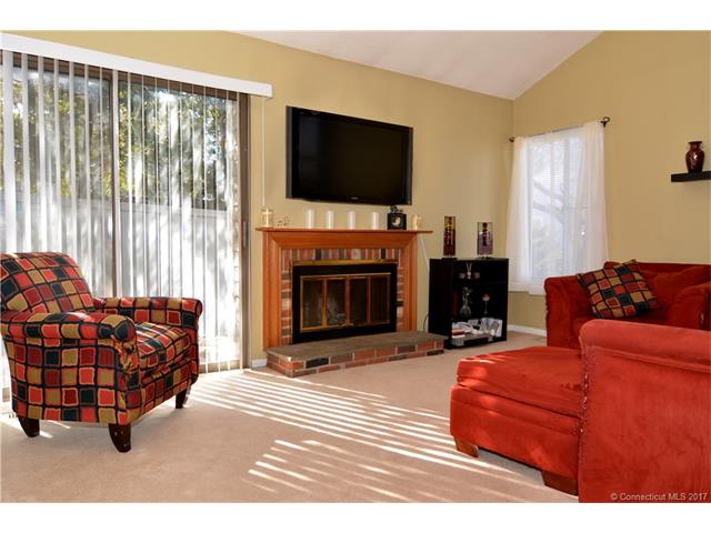 423Thoreau Rd #423, Branford, CT 06405