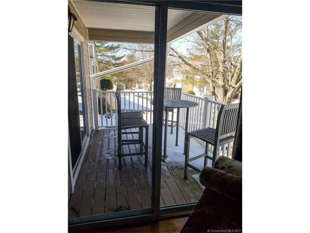 347Walden Green Rd #347, Branford, CT 06405