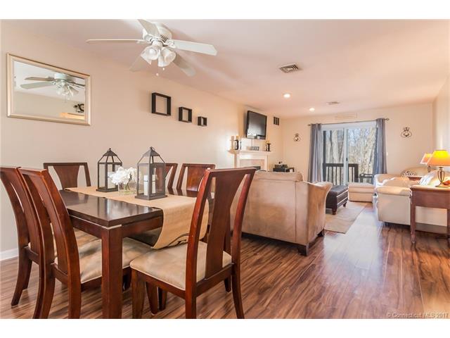 36 Manorwood Dr, Branford, CT 06405