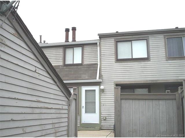 608 Longfellow Dr, Branford, CT 06405