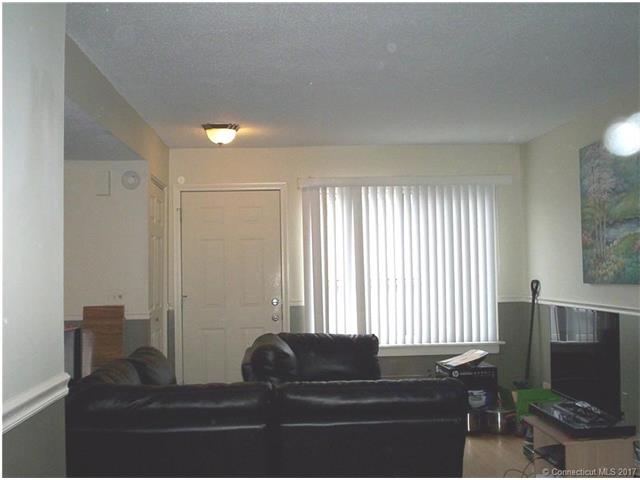 608 Longfellow Dr, Branford, CT 06405