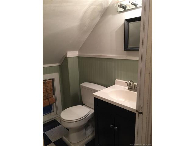 45 Deep River Rd, Essex, CT 06409