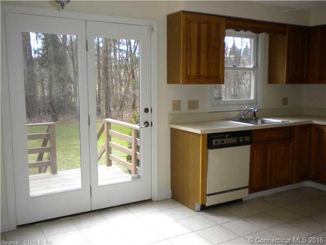 325 Greens Loop, Cheshire, CT 06410