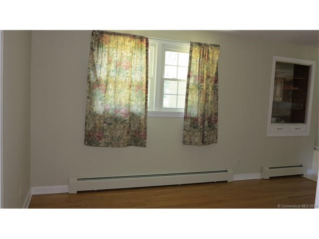 1064Summit Rd, Cheshire, CT 06410