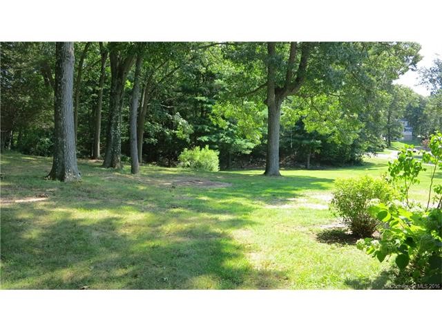 1064Summit Rd, Cheshire, CT 06410