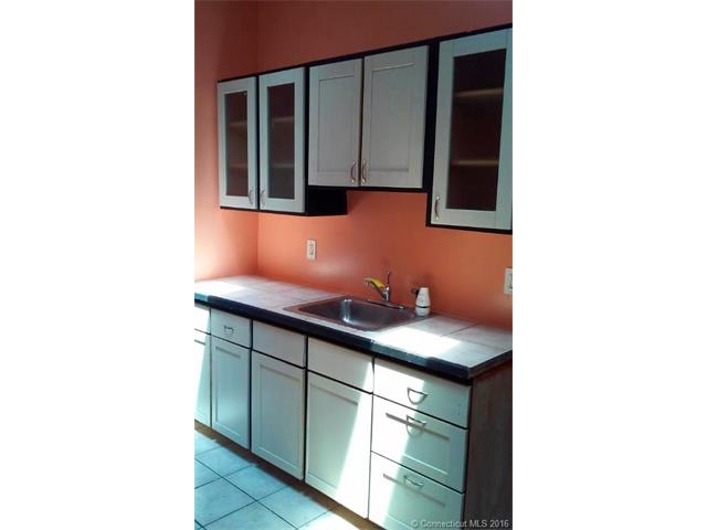 935Marion Rd, Cheshire, CT 06410