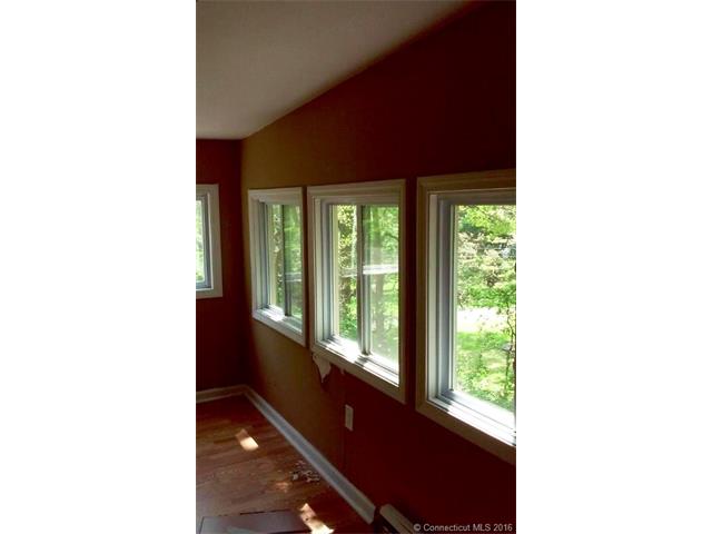 935Marion Rd, Cheshire, CT 06410