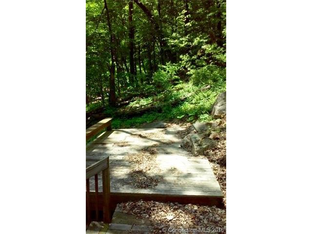 935Marion Rd, Cheshire, CT 06410