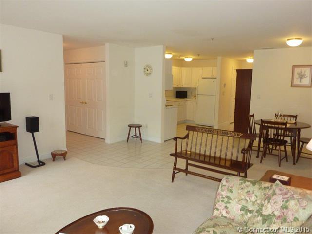 80 Southwick Ct, Cheshire, CT 06410
