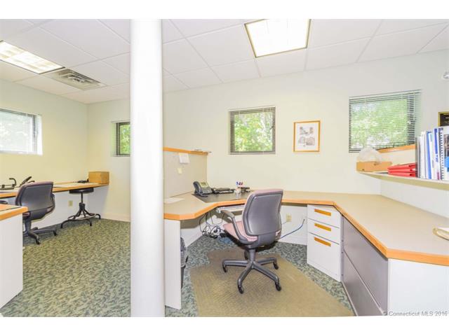 355 Highland Ave, Cheshire, CT 06410