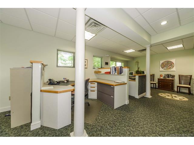 355 Highland Ave, Cheshire, CT 06410