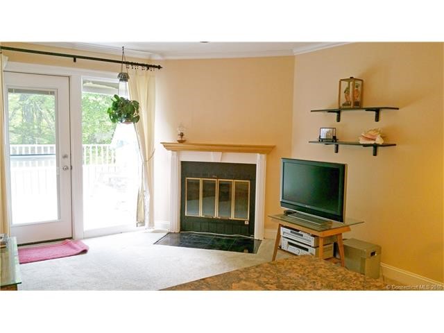 751 DWest Main St #751 D, Cheshire, CT 06410