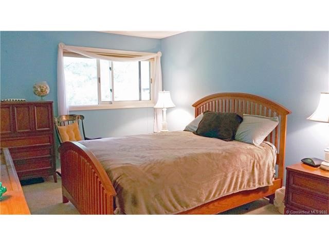 751 DWest Main St #751 D, Cheshire, CT 06410