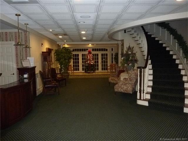 70 Southwick Ct, Cheshire, CT 06410
