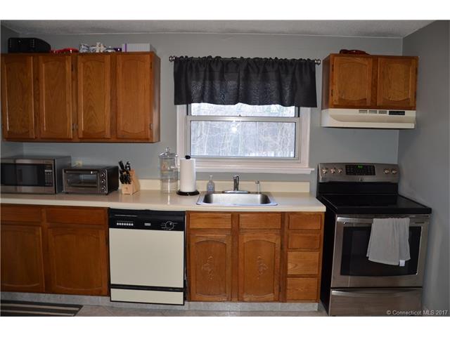 492Oak Ave #38, Cheshire, CT 06410