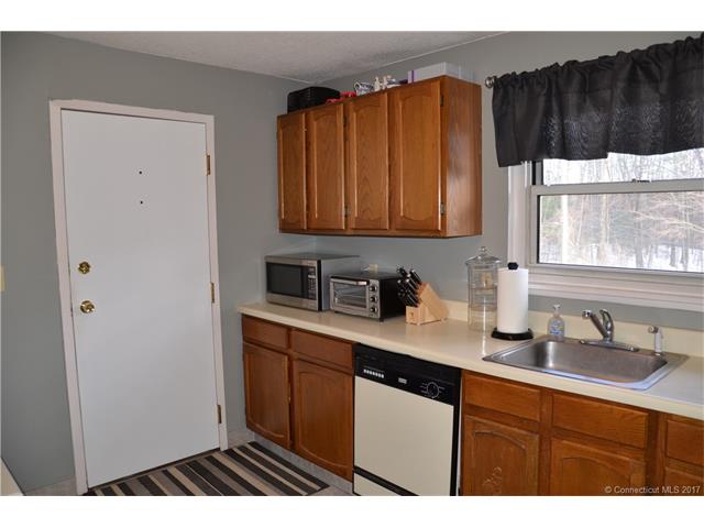 492Oak Ave #38, Cheshire, CT 06410