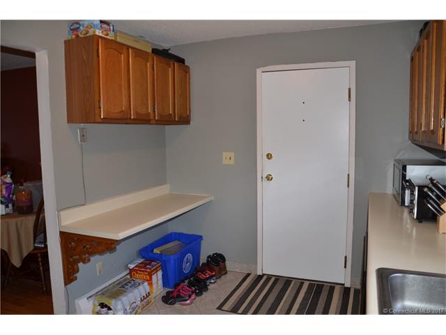 492Oak Ave #38, Cheshire, CT 06410