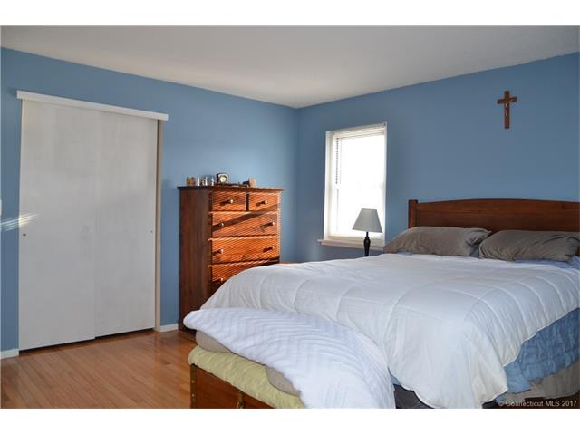 492Oak Ave #38, Cheshire, CT 06410