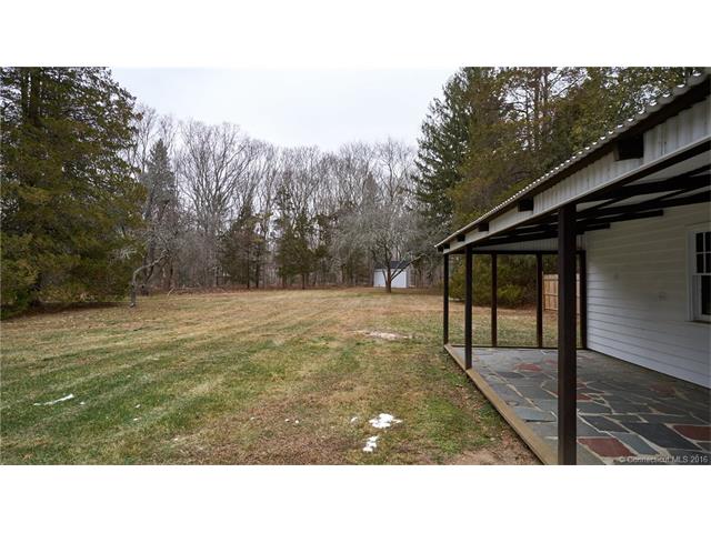 17 Ninety Rod Rd, Clinton, CT 06413