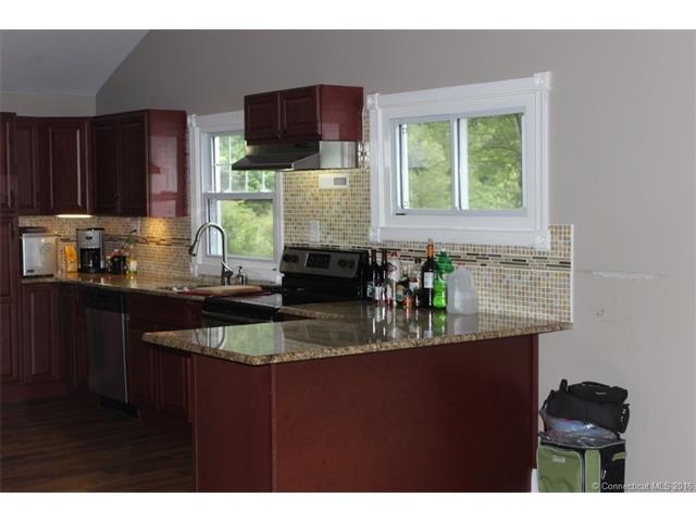 72 Old Nod Rd, Clinton, CT 06413