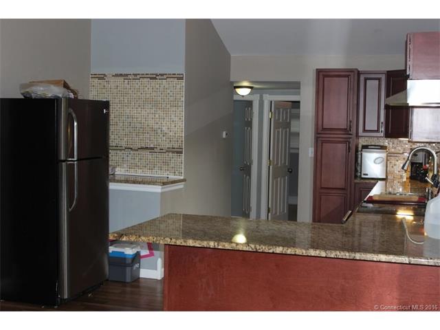 72 Old Nod Rd, Clinton, CT 06413
