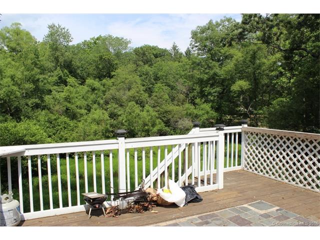 72 Old Nod Rd, Clinton, CT 06413